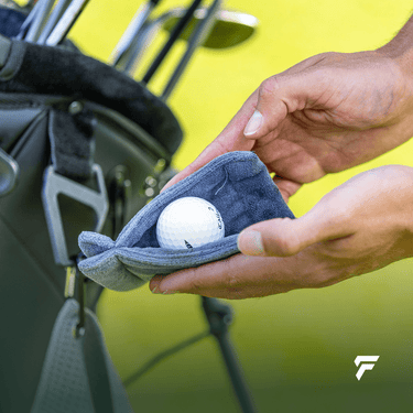 BALL CLEANING TOWEL - FinalPutt